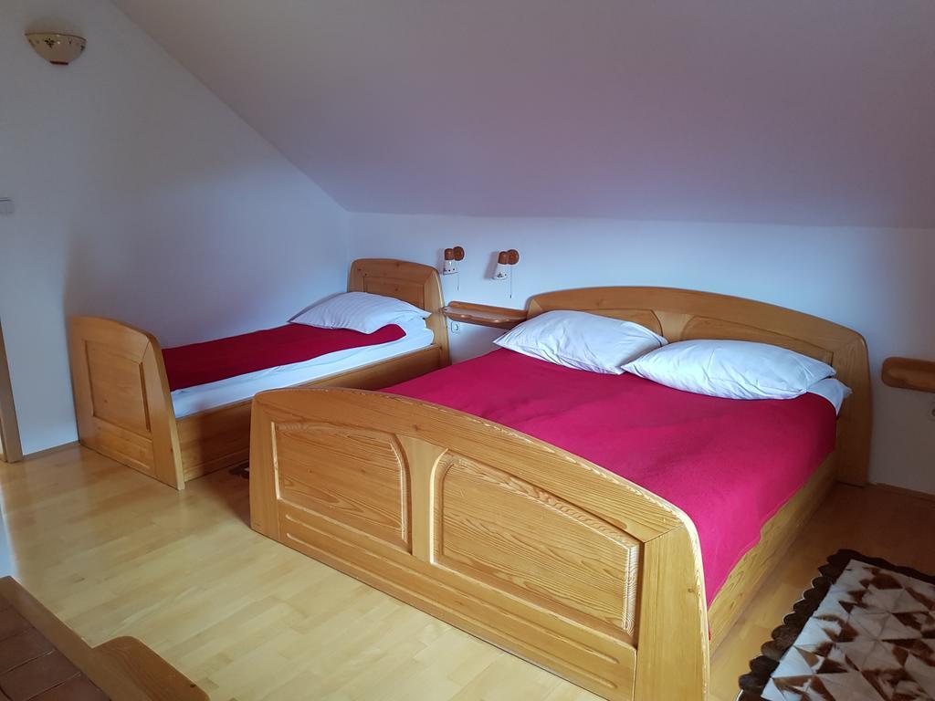 Penzion Pr' Betel Jesenice Bagian luar foto