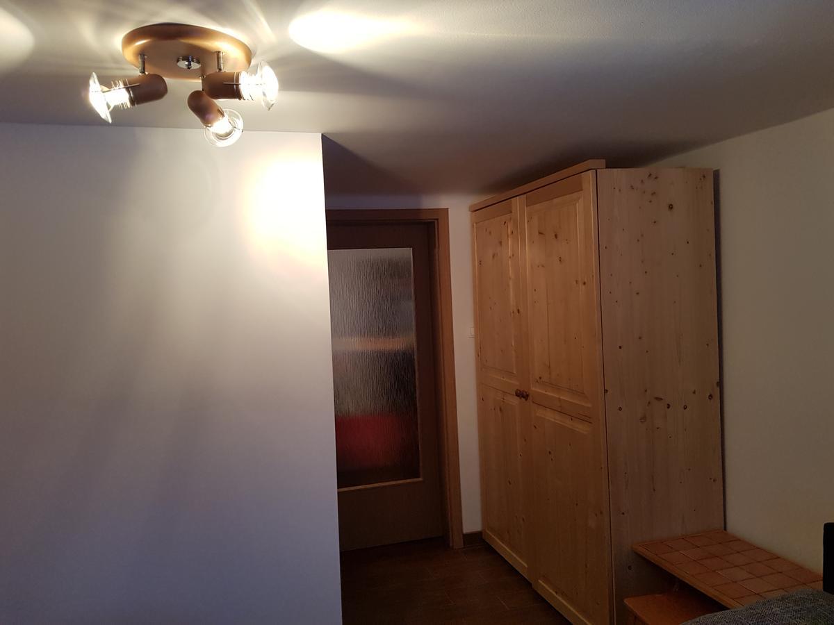 Penzion Pr' Betel Jesenice Bagian luar foto